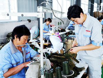 拓野生產(chǎn)車(chē)間